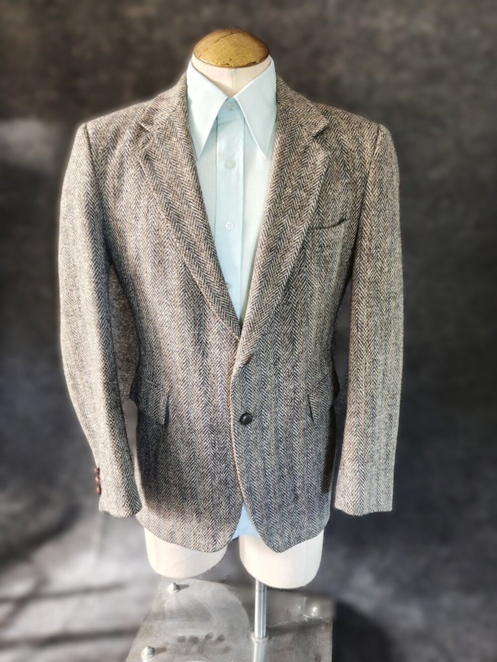80's Harris Tweed Sport Jacket/ Vintage Wool Herringbone Sport Coat